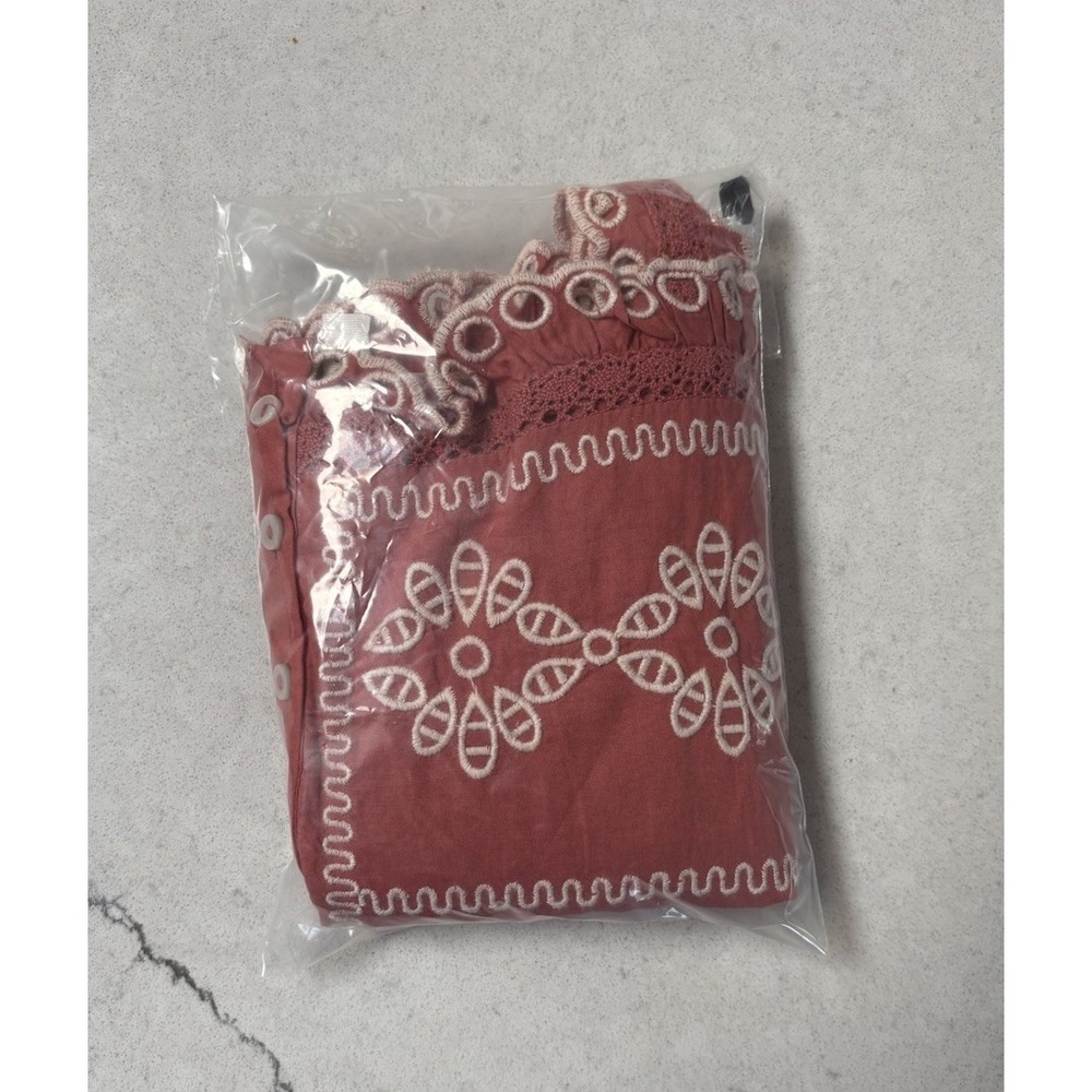 American Eagle Eyelet Crop Top Medium Sweet Coral Rust Embroidered Boho NEW Tank - Picture 10 of 10
